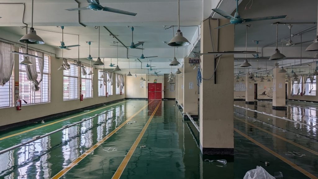 An industrial flooring makes your factorys appearance beautiful and clean. Its easy to clean the surface and keeps the environment less dirty. #industrialflooring #industry #flooring #epoxy #resin